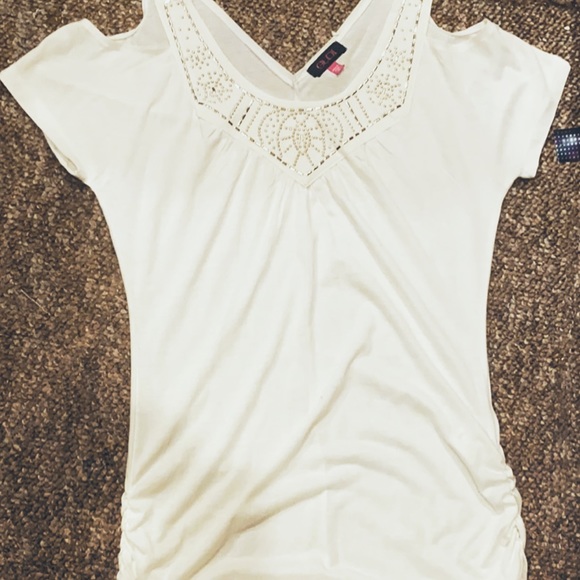 GLO jeans Tops - Brand new shoulder out beaded top by GLO Jrs XL